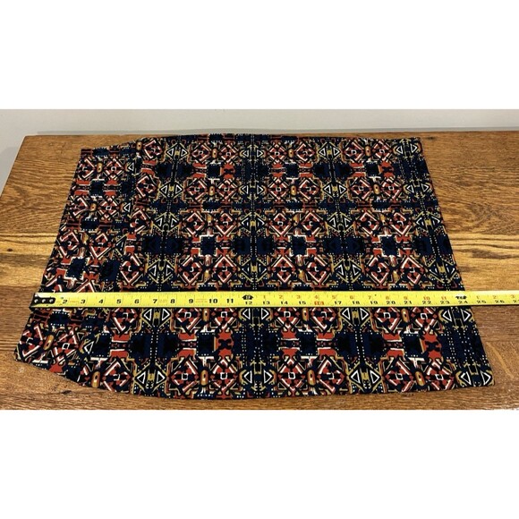 Women's Lularoe Cassie Pencil Skirt Sz Medium M Knee Length Aztec Geometric Knit - Picture 4 of 6